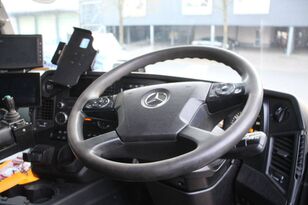 Camion porte-conteneur Mercedes-Benz Antos 2533 à vendre - Image 30 | Autoline CM Camion porte-conteneur Mercedes-Benz Antos 2533 | Image 30 - Autoline