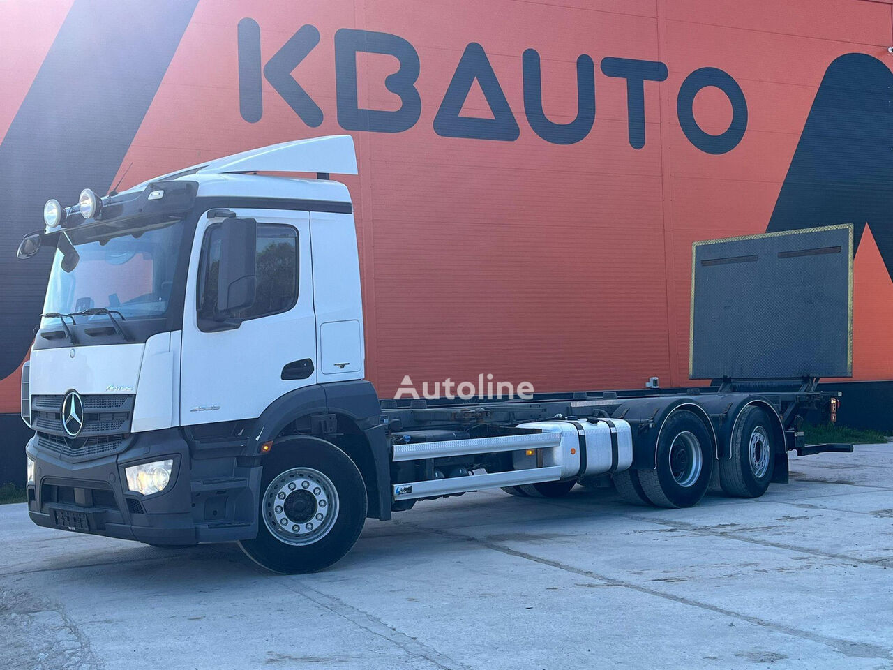 Khung xe container Mercedes-Benz Antos 2535 6x2*4 CHASSIS L=7788 mm để bán | Autoline VN Khung xe container Mercedes-Benz Antos 2535 6x2*4 CHASSIS L=7788 mm - Autoline
