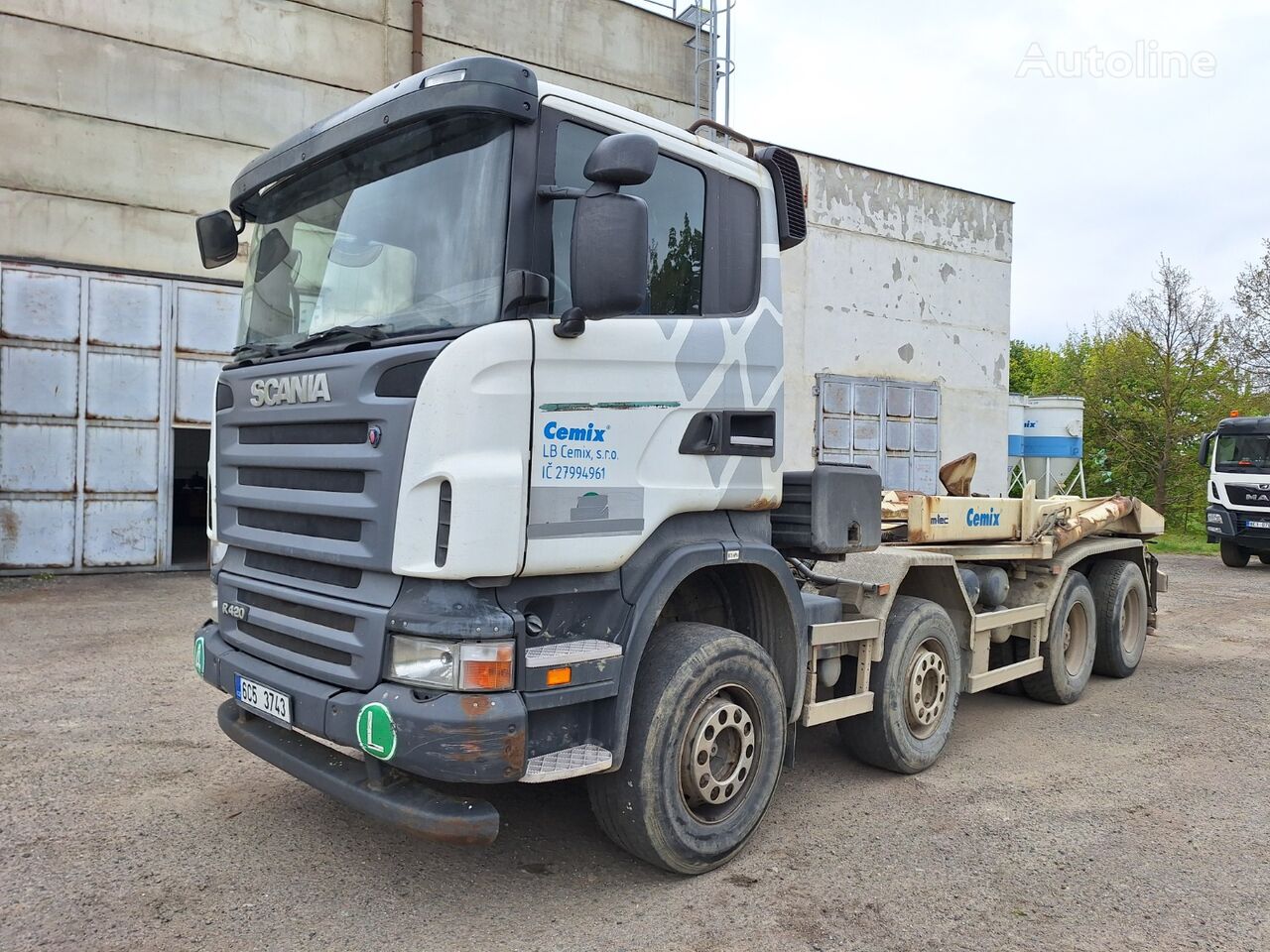 ciężarówka do przewozu kontenerów Scania R420 CB 8X4