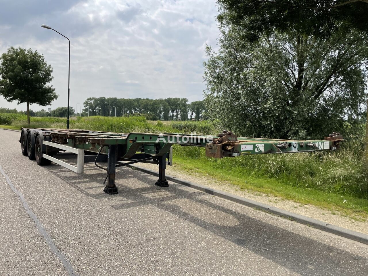 Krone SD container chassis semi-trailer