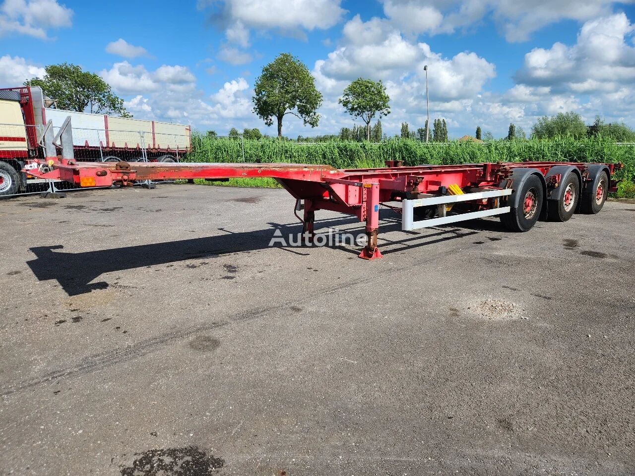 Renders X-steering, Lift Axle, 2x20'ft 1x30'ft en 1x40'ft container chassis semi-trailer