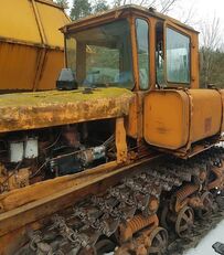 DT DT-75 traktor gusjeničar