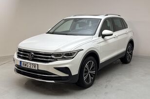 кросоувер Volkswagen Tiguan