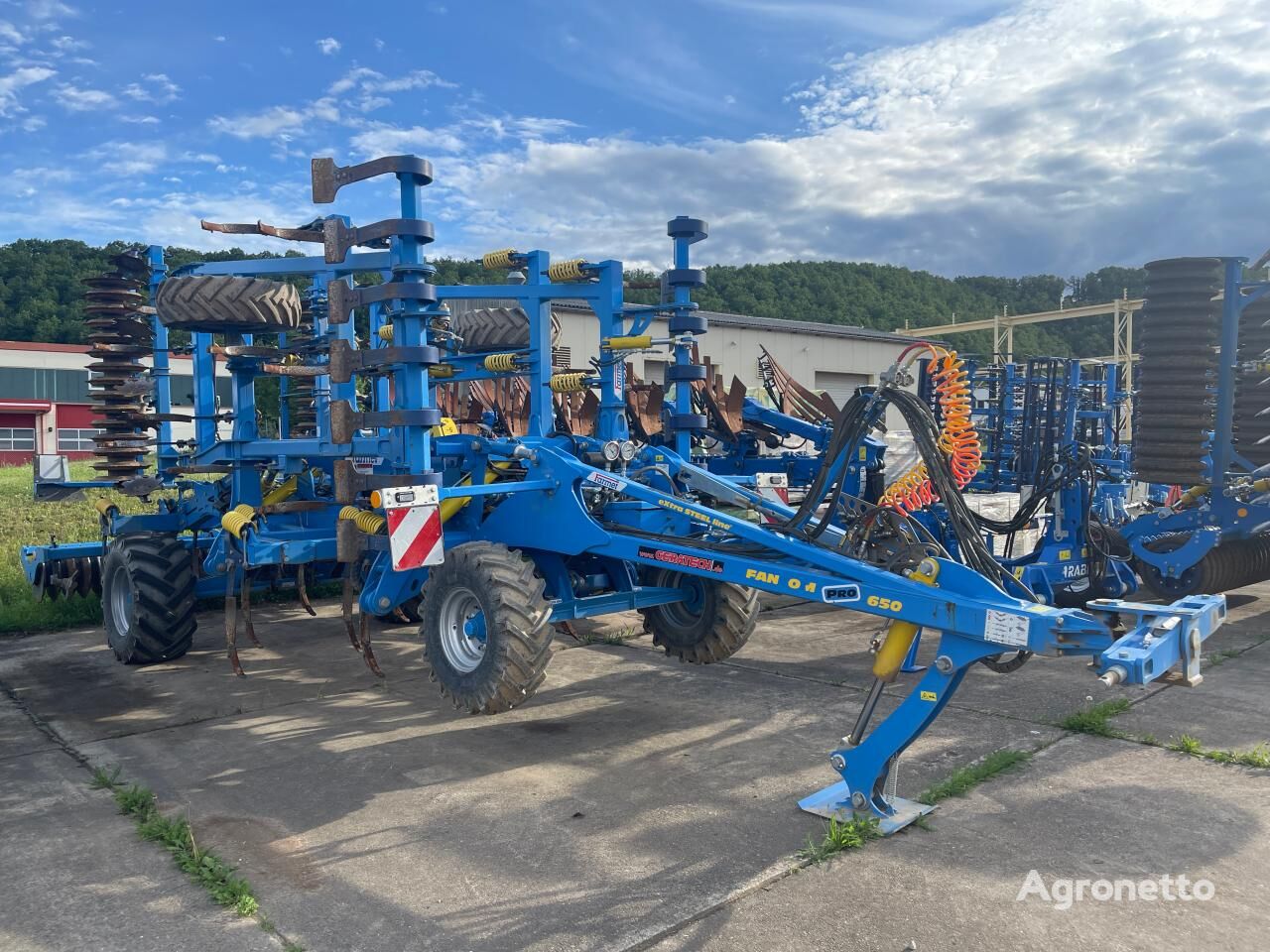 cultivator Farmet Fantom 650 Pro