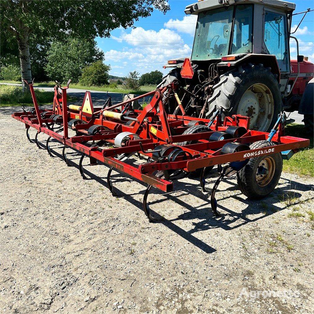 Kongskilde Vibro flex 13 H cultivator