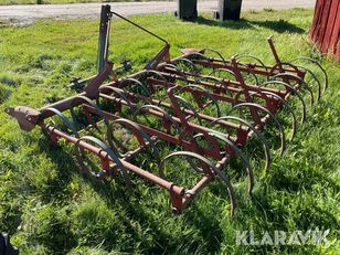 Kverneland Kultisvans cultivador