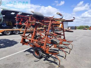 cultivateur Kverneland dechaumeur