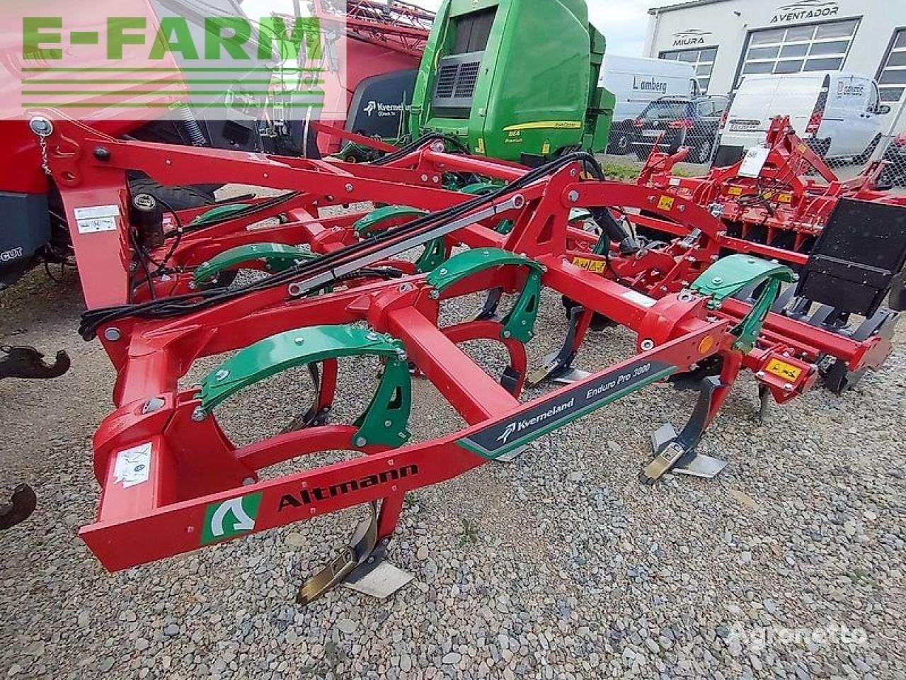 Kverneland enduro pro 3000 cultivator