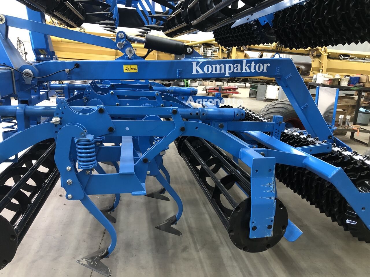 kultivaator Lemken KOMPAKTOR