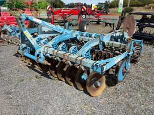 آلة التعشيب والفلاحة Lemken d&eacute;chaumeur rubin 9 lemken