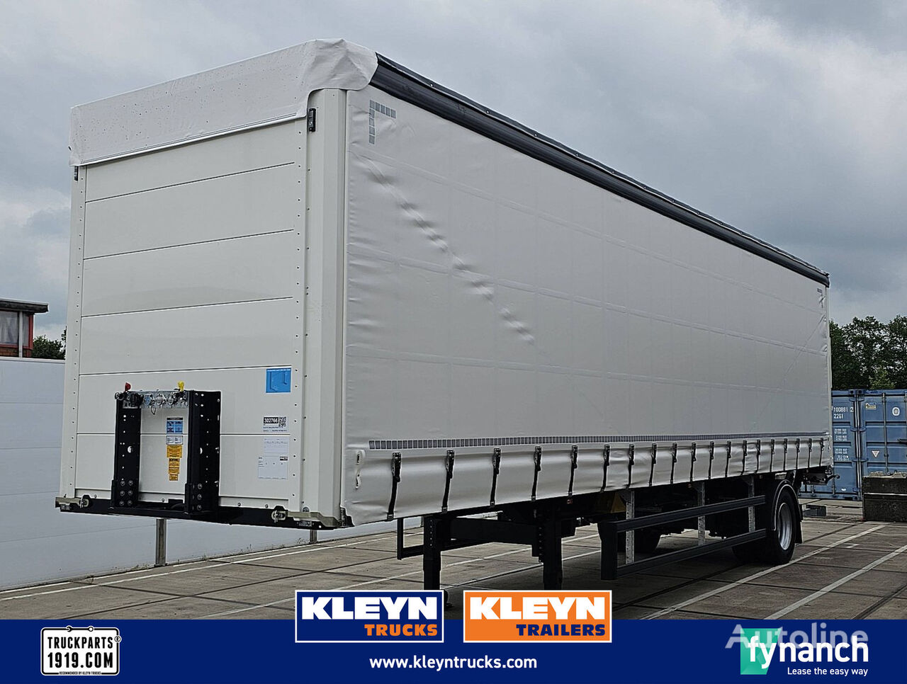 KLEYN TRAILERS  PRSH 10 TRI steeraxle taillift semirremolque con lona corredera