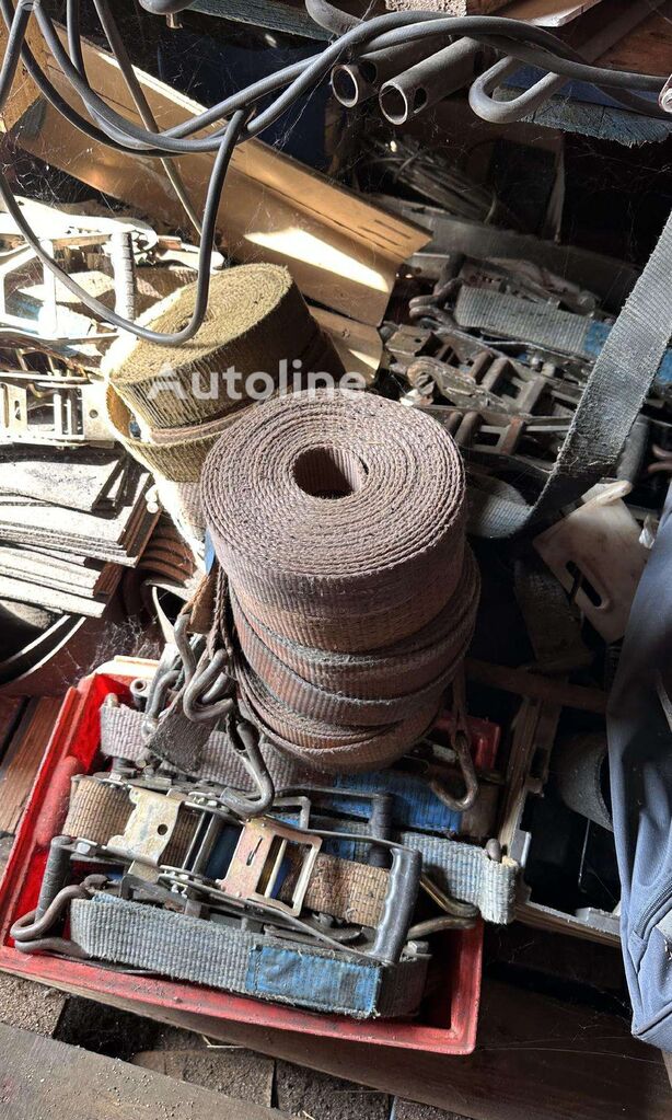 نصف مقطورة ستائر منزلقة Kita Krovinio tvirtinimo diržai ir - Autoline