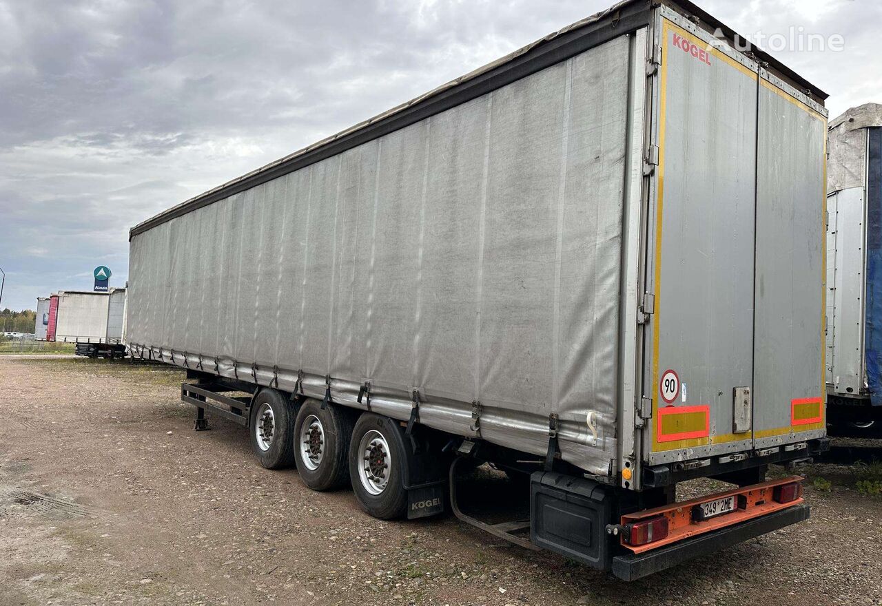 Kögel curtain side semi-trailer