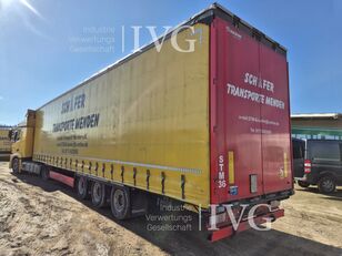带侧帘半挂车 Krone SD