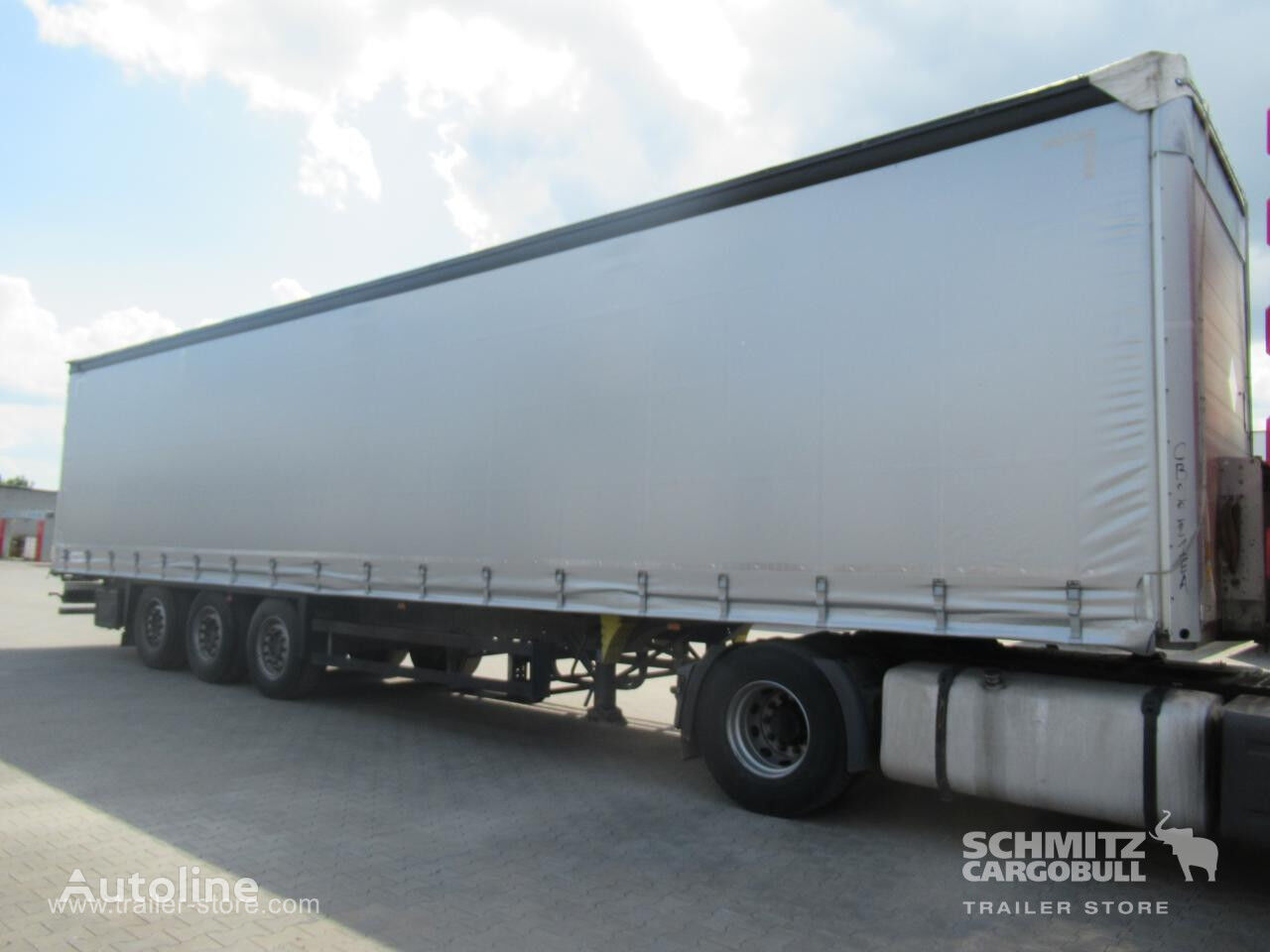 Schmitz curtain side semi-trailer