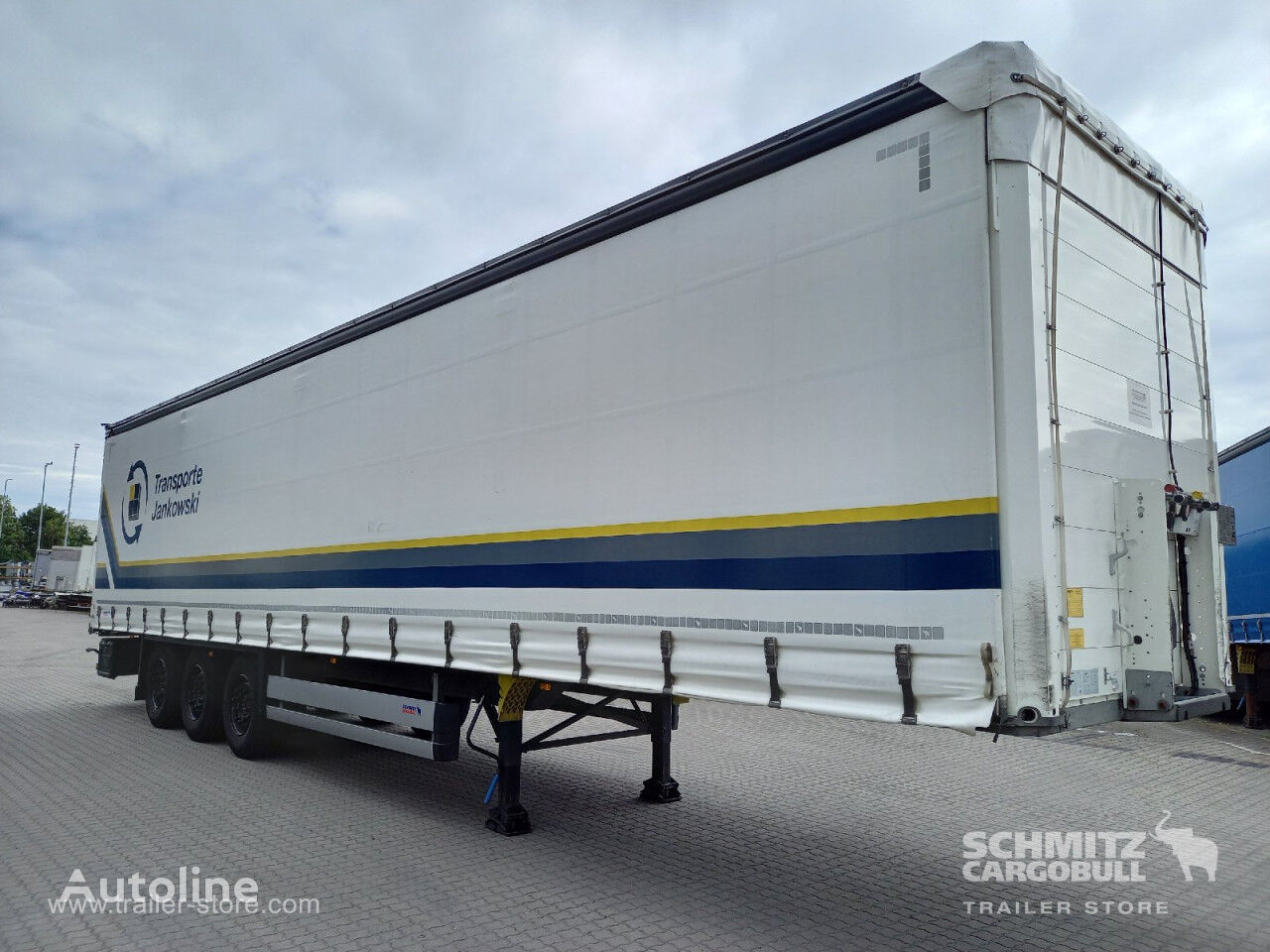 Schmitz curtain side semi-trailer