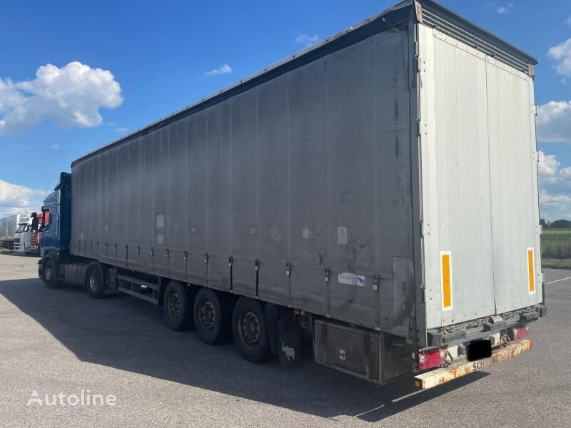 Schmitz curtain side semi-trailer