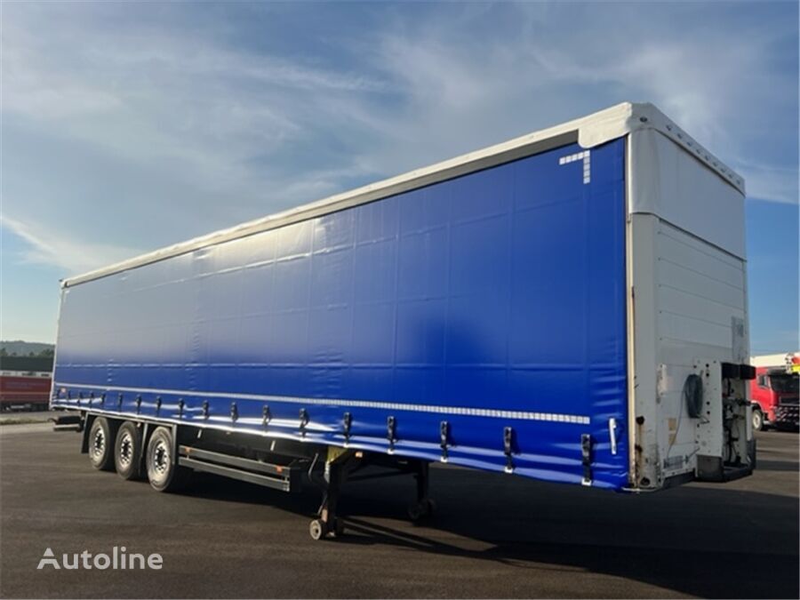 Schmitz Cargobull curtain side semi-trailer