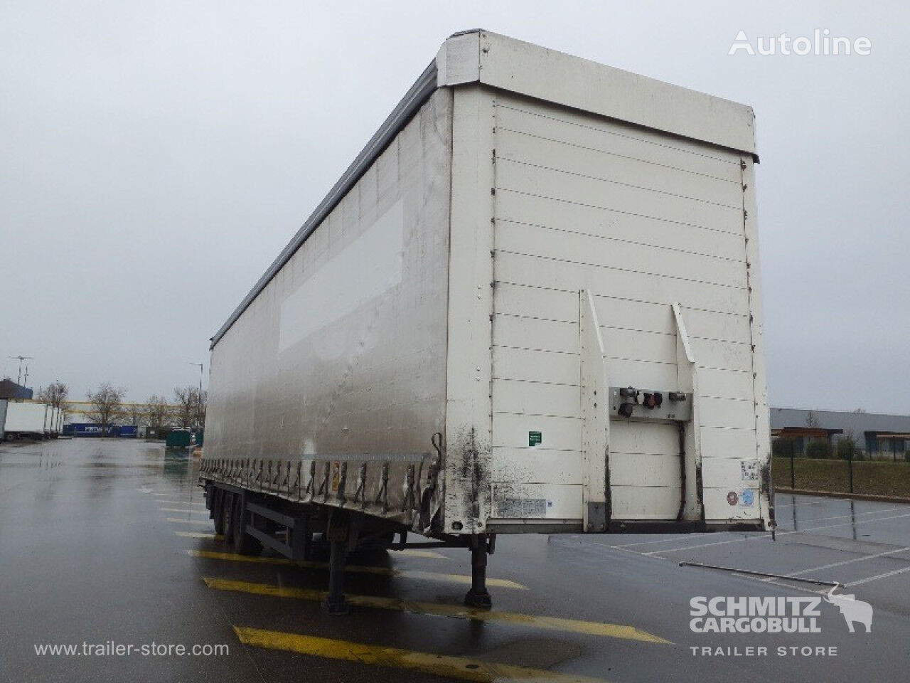 Schmitz Cargobull curtain side semi-trailer