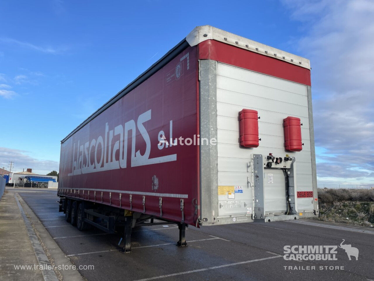 Schmitz Cargobull curtain side semi-trailer