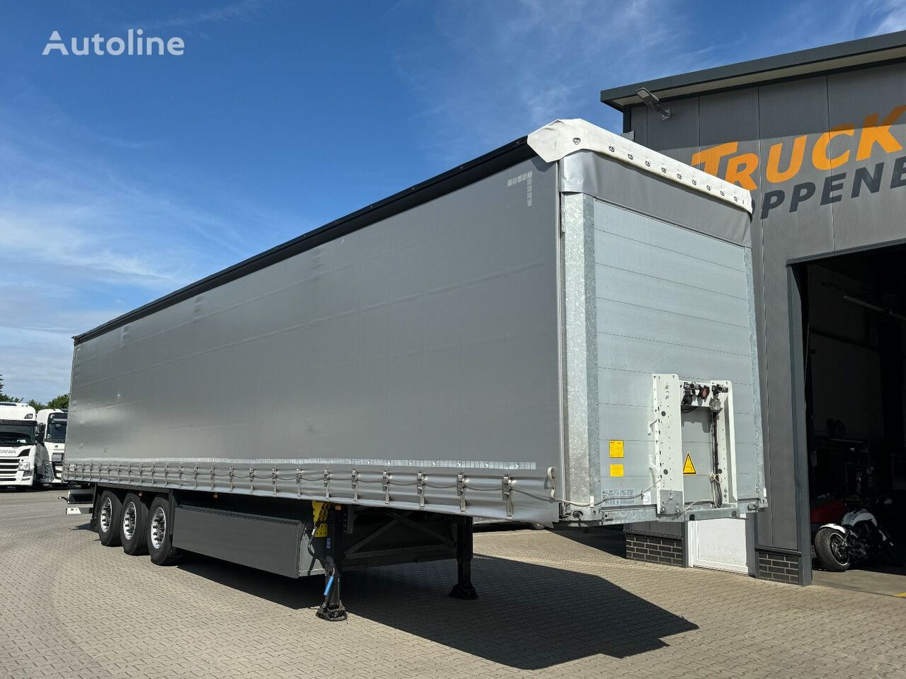 Schmitz Cargobull SCB S3T  aizkaru tipa puspiekabe