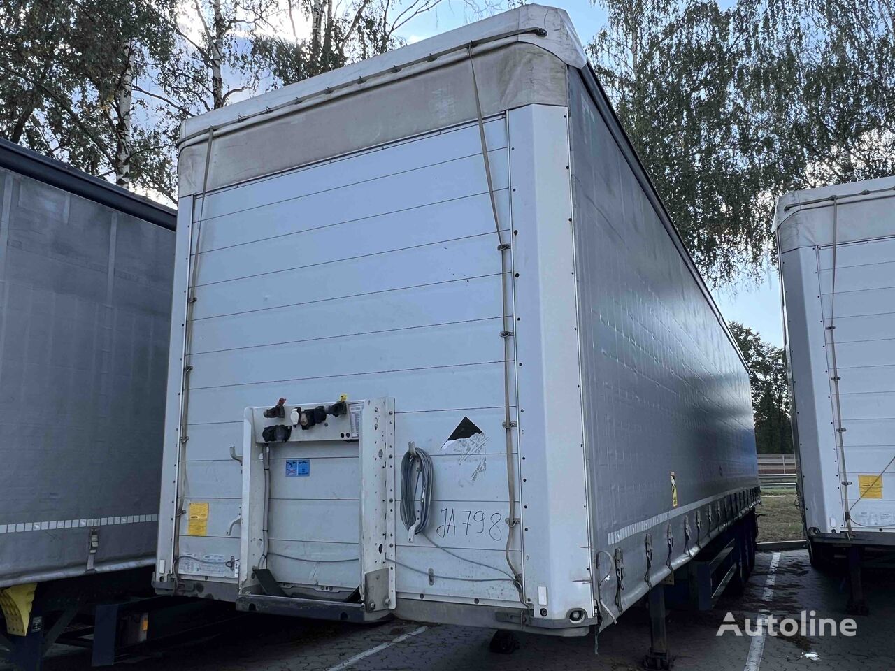 Полуремарке със завеси Schmitz Cargobull SCS 24/L - Autoline