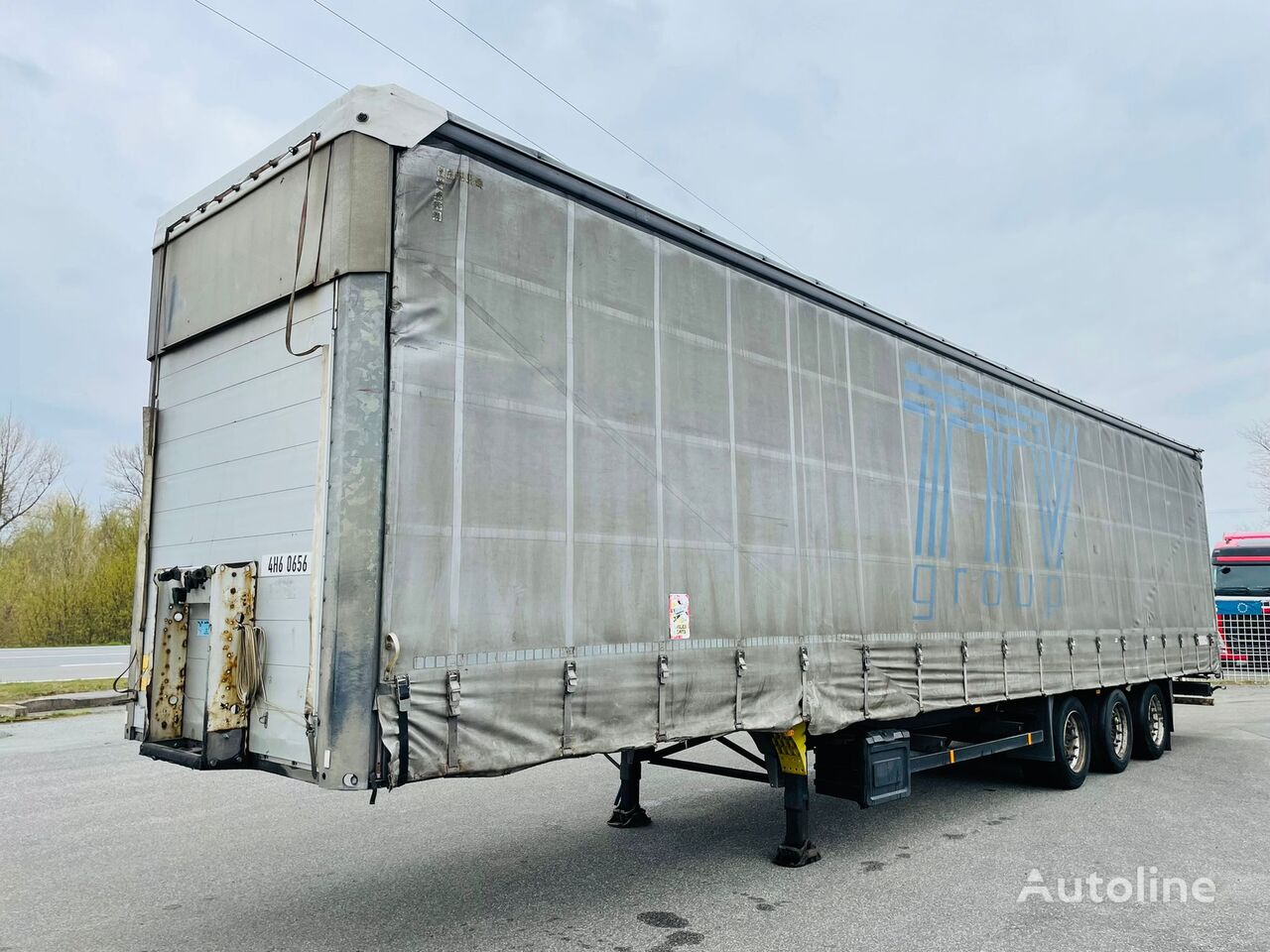 užuolaidinė puspriekabė Schmitz Cargobull SCS 24/L flatbed