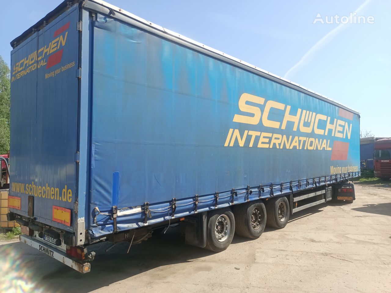 Schmitz S01 curtain side semi-trailer