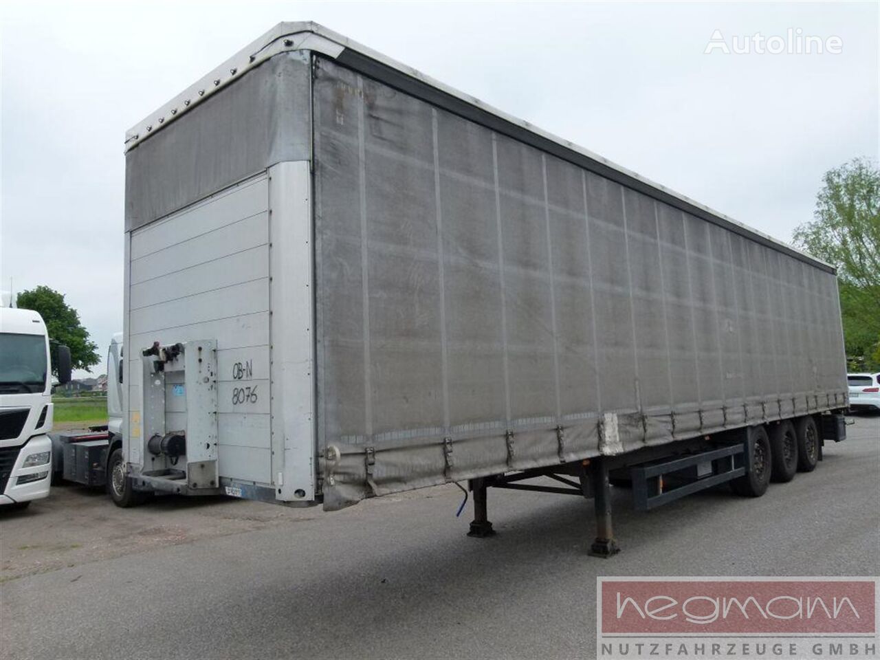 Schmitz SCS 24/L-C E B curtain side semi-trailer