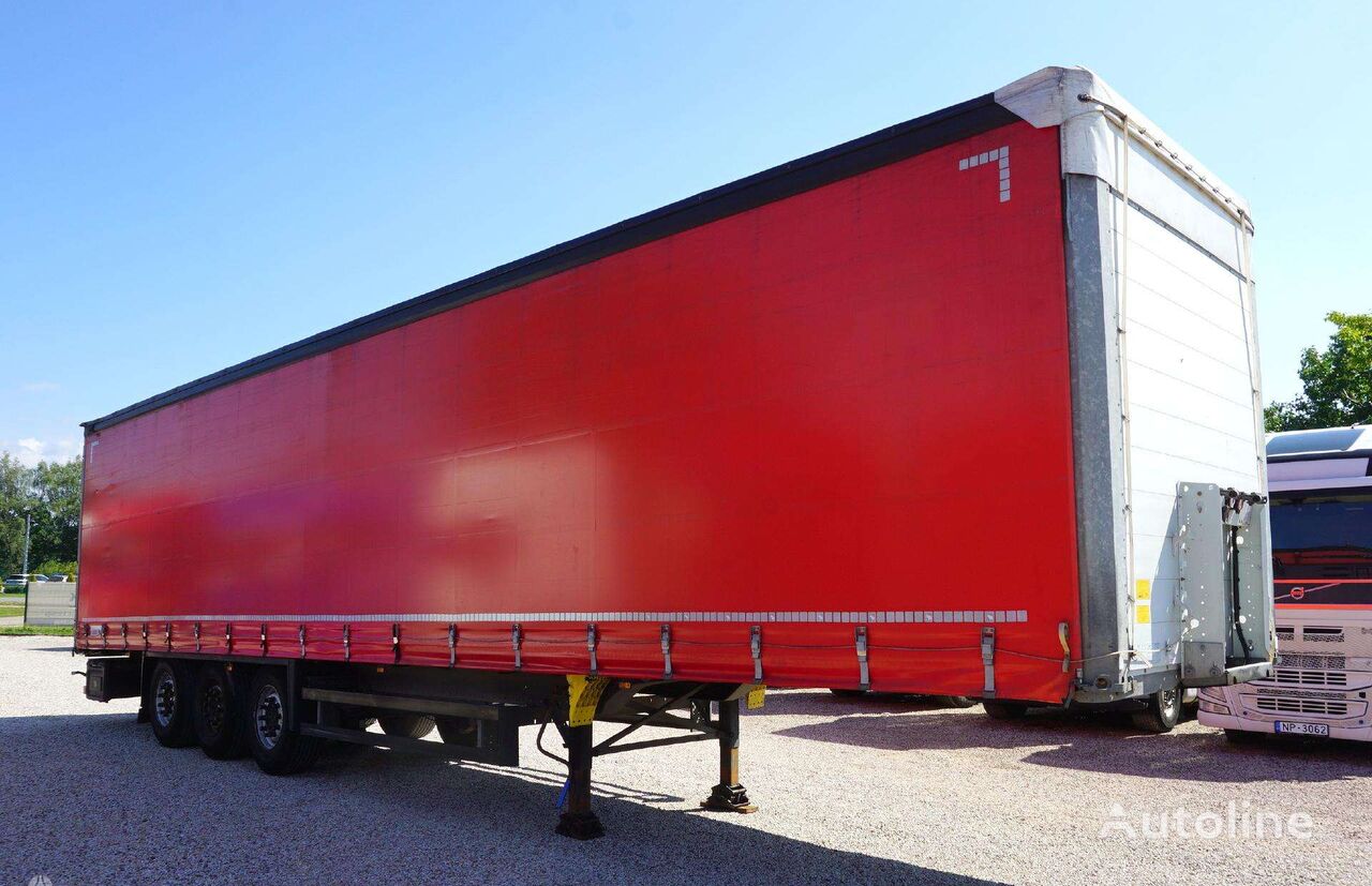 Schmitz SCS24 curtain side semi-trailer