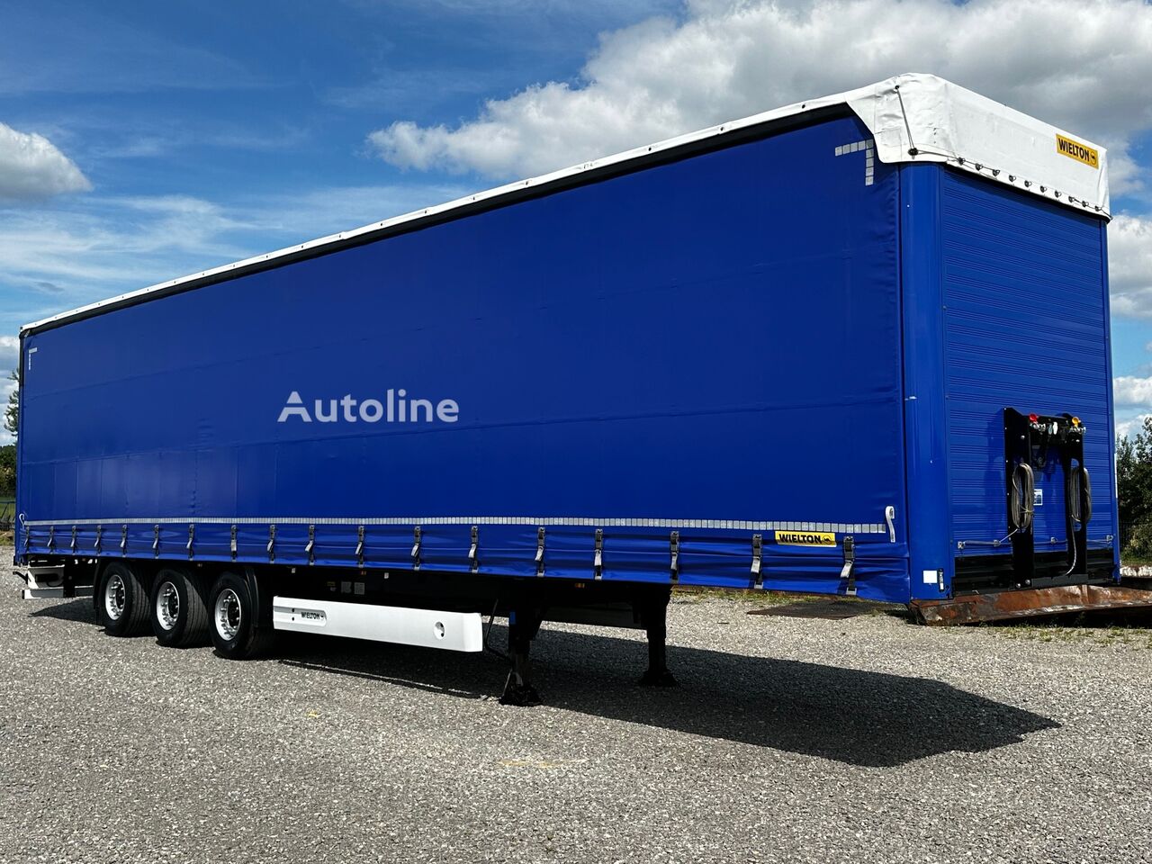 Semi-remorque à rideaux coulissants Wielton - Autoline
