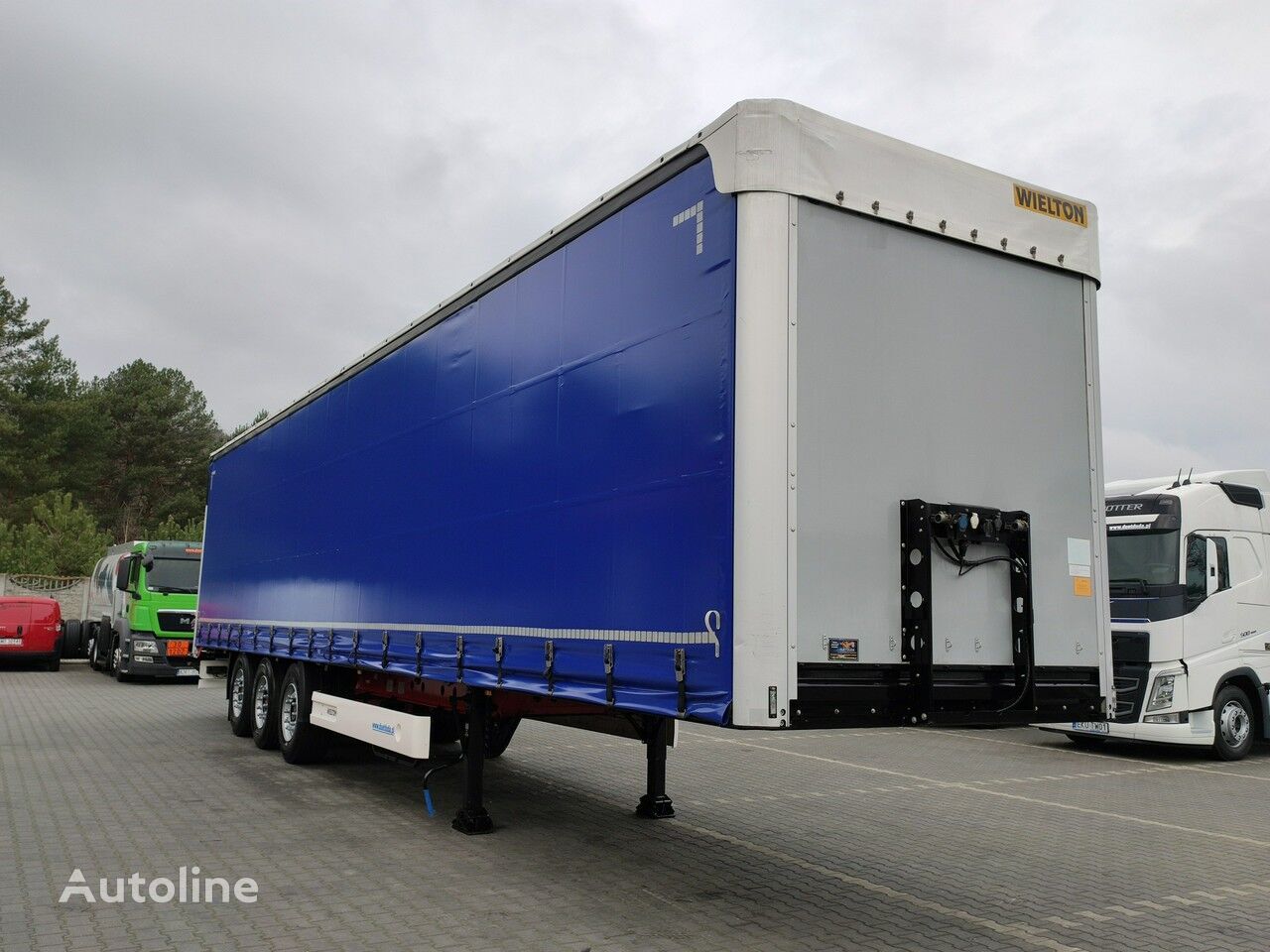 Wielton Standard SAF 2,75m Wysokość curtain side semi-trailer