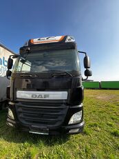 DAF CF 310 FA camión con lona corredera