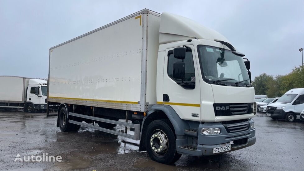 DAF LF 55.220 18 TONNE kamion sa kliznom ceradom