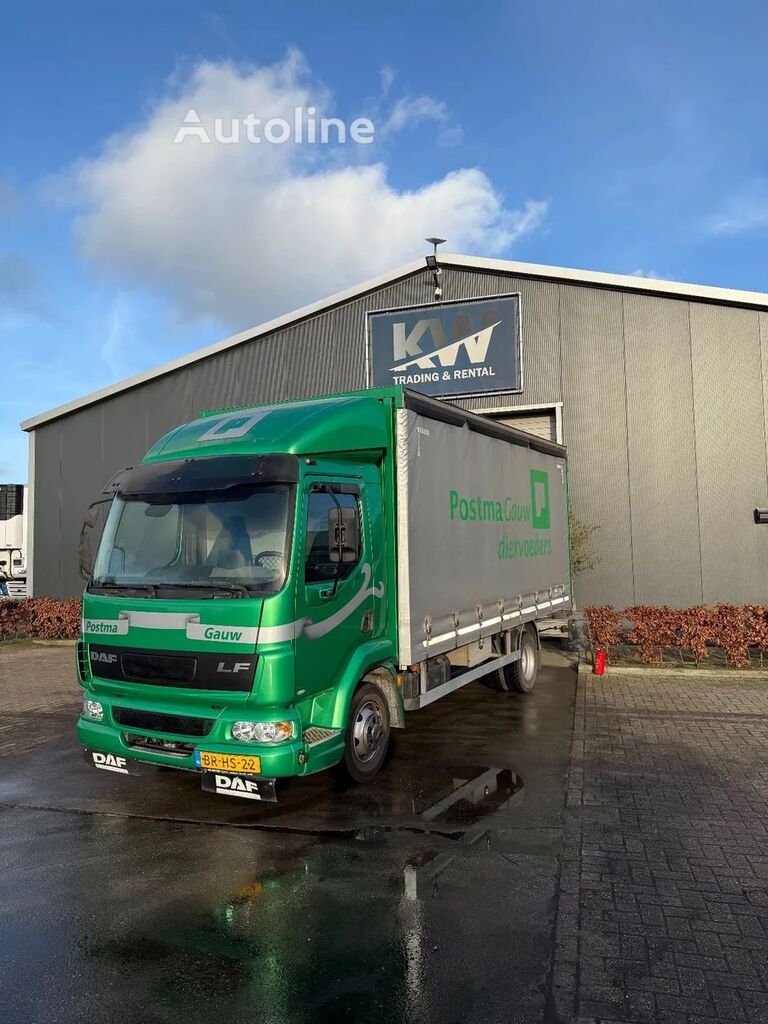 camion rideaux coulissants DAF LF Bakwagen