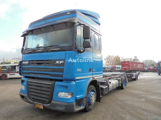 DAF XF 105.410 6X2 curtainsider truck