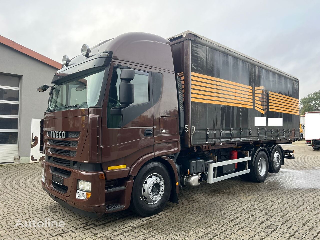 camion telonato IVECO STRALIS 450