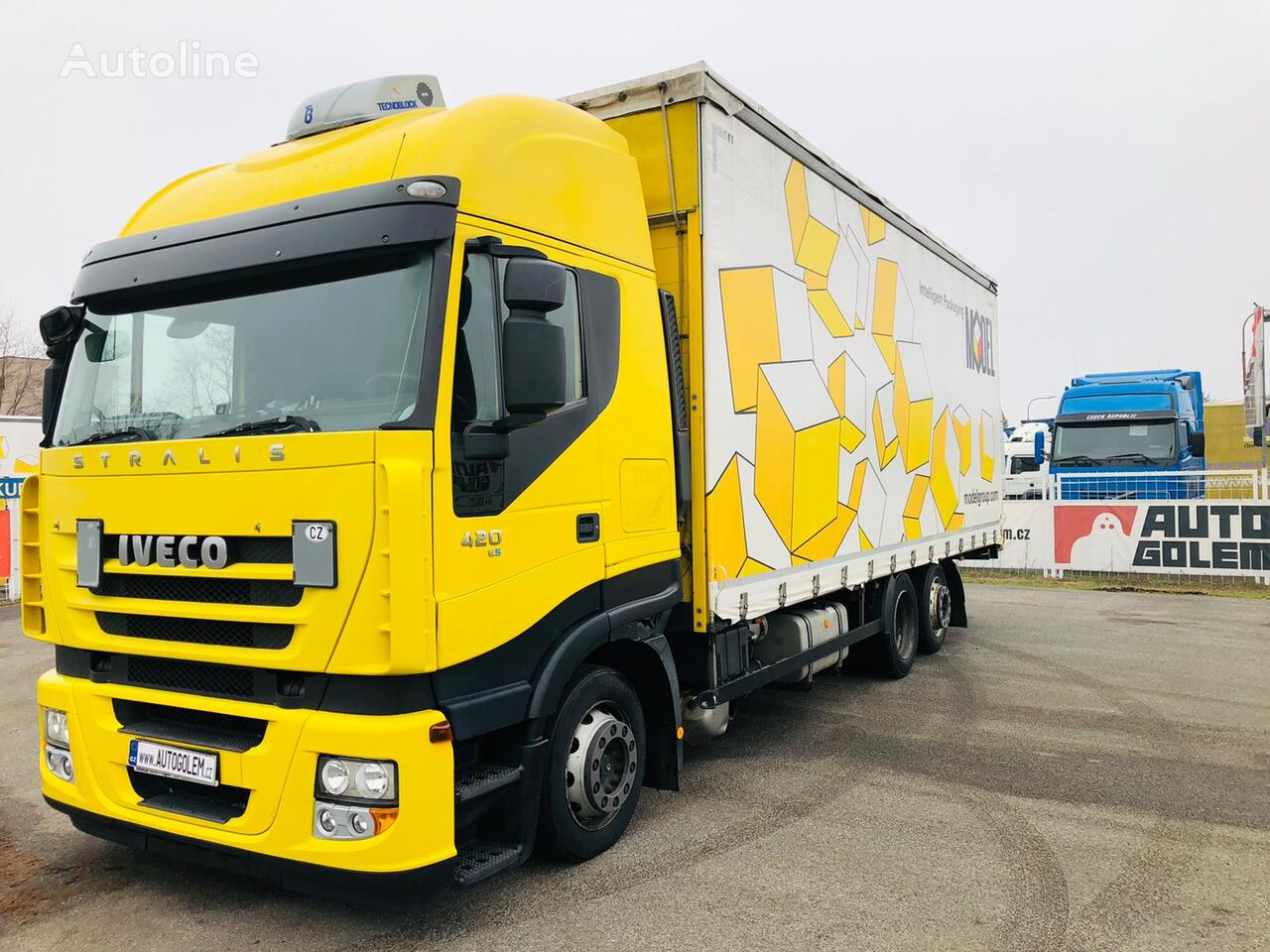 ciężarówka firanka IVECO STRALIS AS 260S42 flatbed