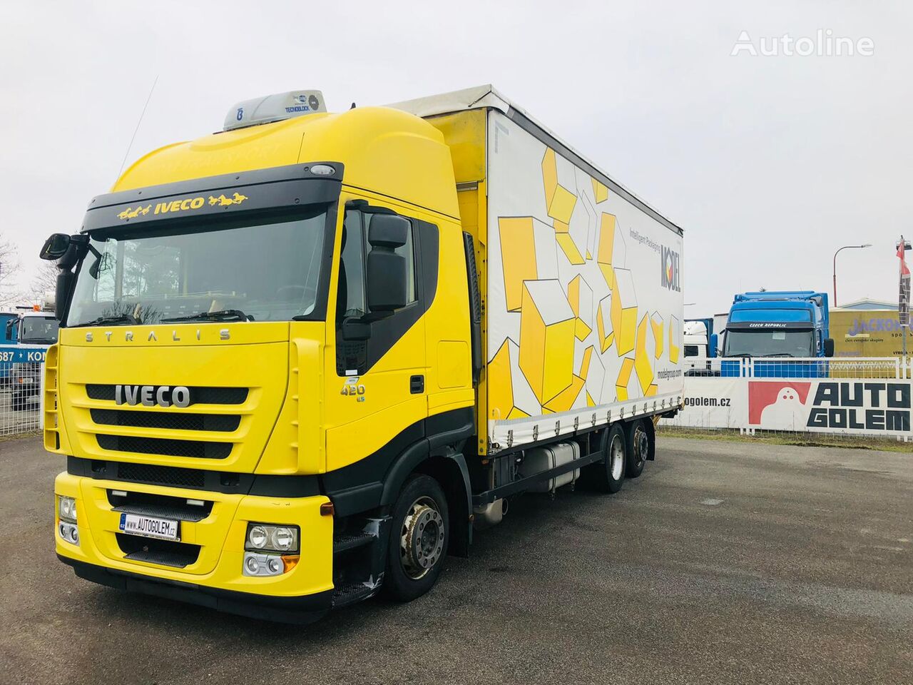 ciężarówka firanka IVECO STRALIS AS 260S42 flatbed