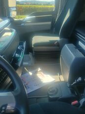 cami&atilde;o com lona deslizante MAN