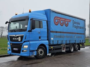 MAN 26.470 TGX XLX 6X2 TAILLIFT cami&oacute;n con lona corredera