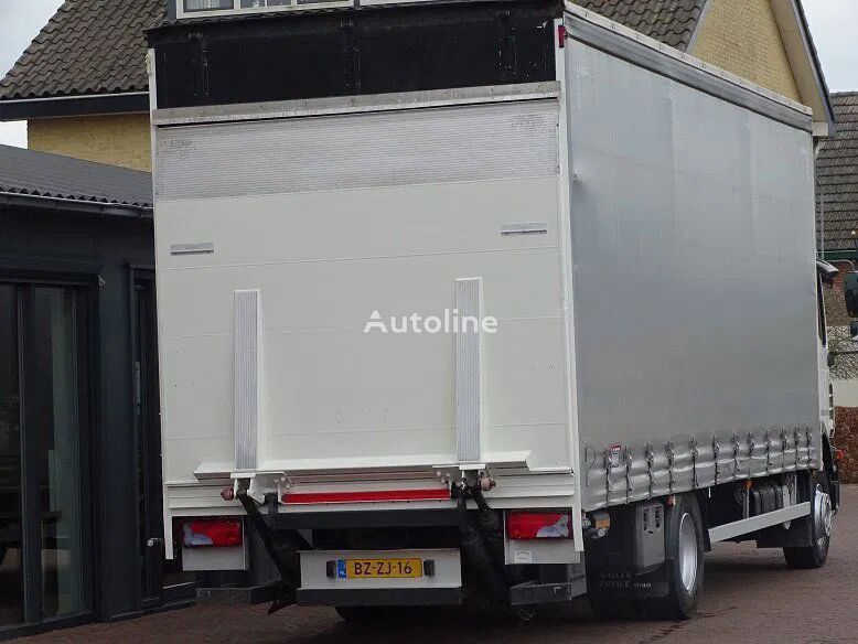 MAN TGM 15.250 SLIDING ROOF TAILGAT TWISTLOCK curtainsider truck