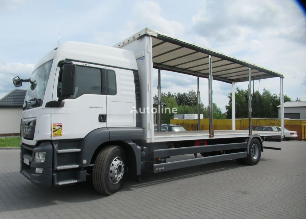 MAN TGS 18 400 curtainsider truck