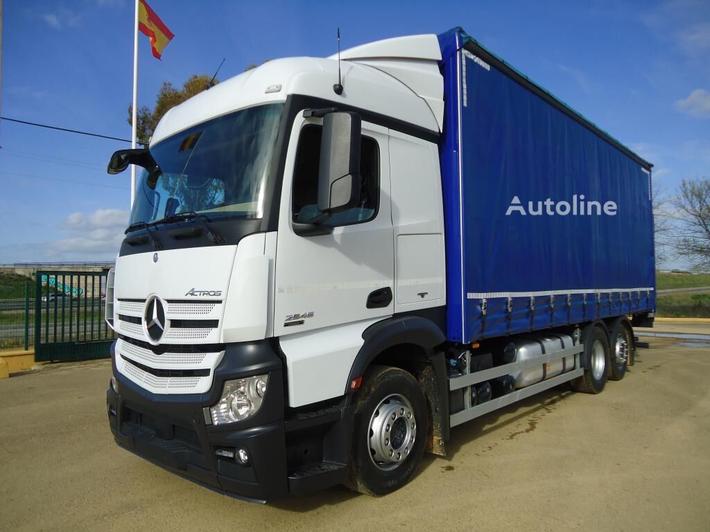 Mercedes-Benz ACTROS 25 45 curtainsider truck