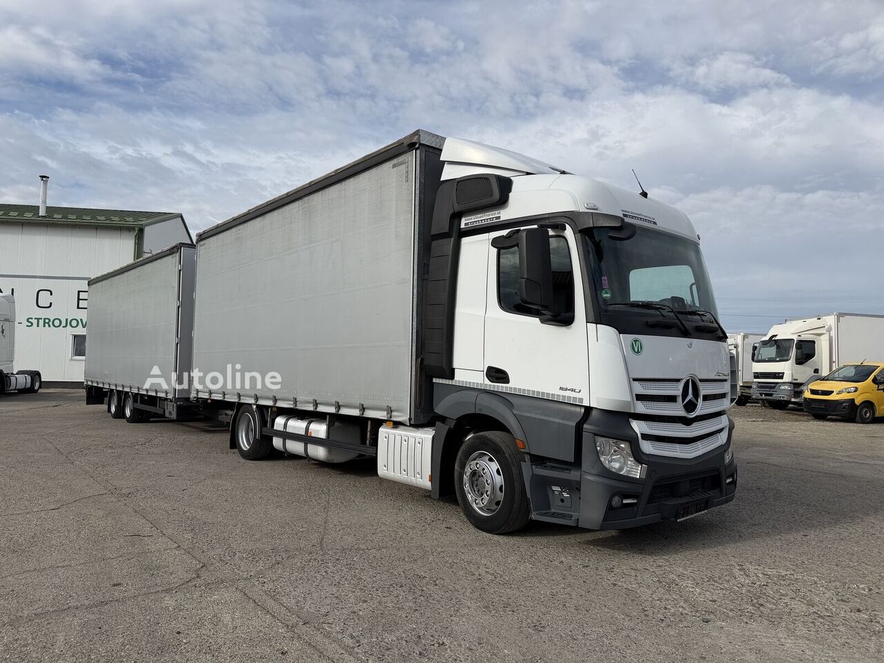Camion rideaux coulissants Mercedes-Benz Actros 1840 tandem 120m3+AGRICOM vin 424 + remorque rideaux coulissants - Autoline