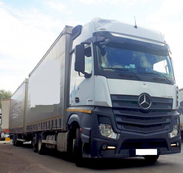 شاحنة ذات أغطية جانبية Mercedes-Benz Actros 2542 +(CZ) Panav /44t lowdeck 15.6m sets 40x! 2014-17 + مقطورة ستارة