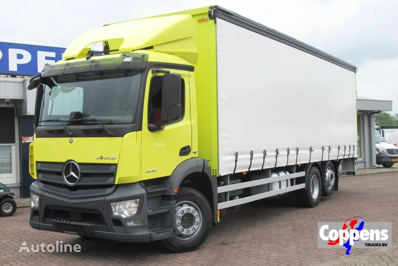 Mercedes-Benz Antos 2630 L Schuizeil+ klep Stuur as curtainsider truck