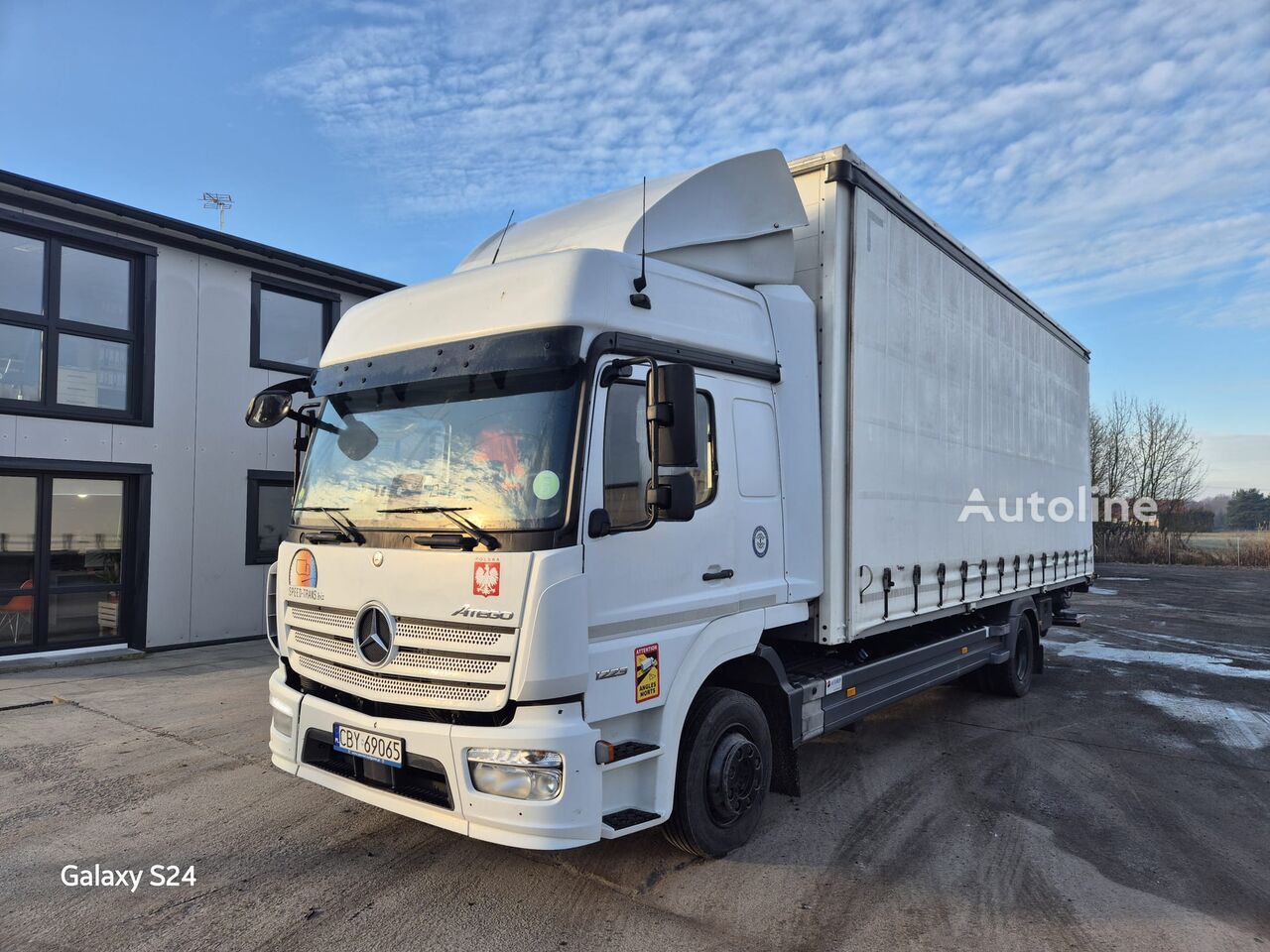 Mercedes-Benz Atego 1223 camión con lona corredera