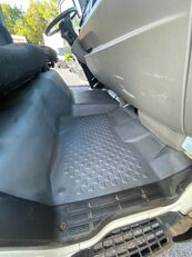 купить грузовик штору Mitsubishi Fuso Canter 7C18 изображение 5 грузовик штора Mitsubishi Fuso Canter 7C18 изображение 5