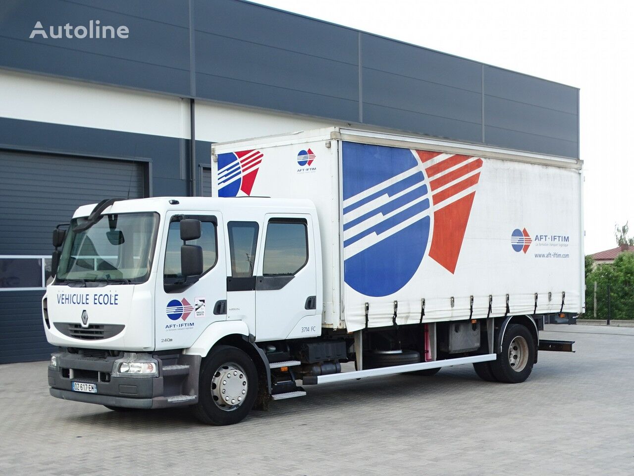 Renault MIDLUM 240 DXI  curtainsider truck